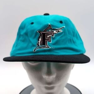 Starter|NWOT Vintage MLB Florida Marlins Blue Sports Cap Leather With MetalClasp